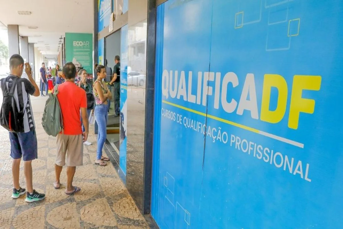 Imagem da matéria: Qualifica-DF tem 10 mil vagas abertas em mais de 30 cursos. Veja lista