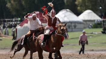 Cuáles son los deportes de los Juegos Mundiales Nómadas, el evento que marcó un récord de 109 delegaciones en Kirguistán