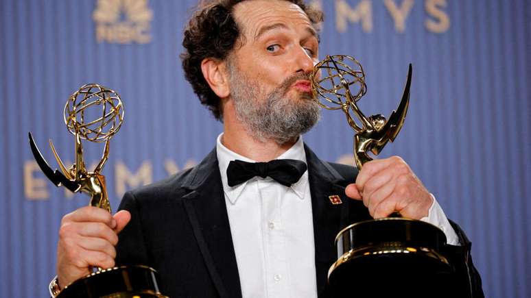 Comédia de horror 'O segredo de Widow's Bay' é grande vencedora do Emmy