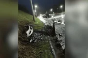Um homem morreu após bater o carro que dirigia contra um poste na rodovia Assis Chateaubriand, em Indiana, no interior de SP