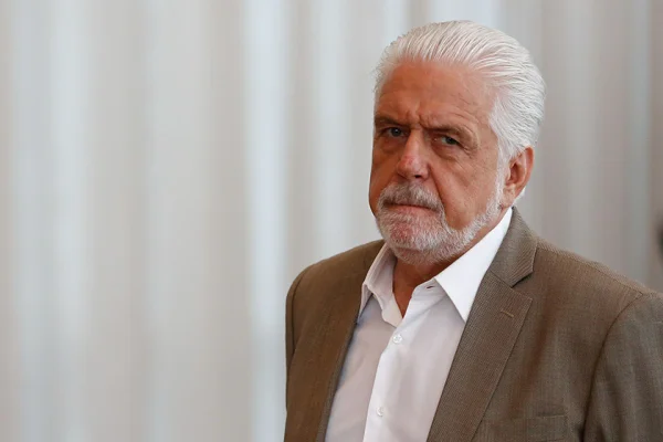 Mendonça barrou viagens de enteado e amigo de Jaques por risco de fuga - destaque galeria
