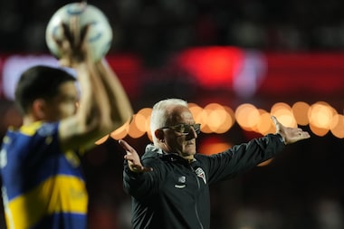 ‘Se pudesse fechar os olhos e mudar 5 jogadores, eu faria. Tivemos nada’, diz Dorival após queda
