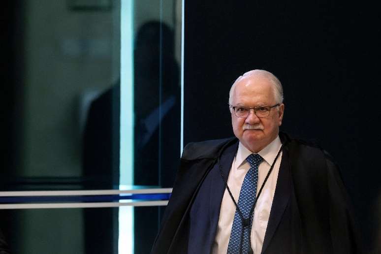 Como vão votar os ministros do STF? Cármen Lúcia pode ser decisiva para definir futuro de Moraes