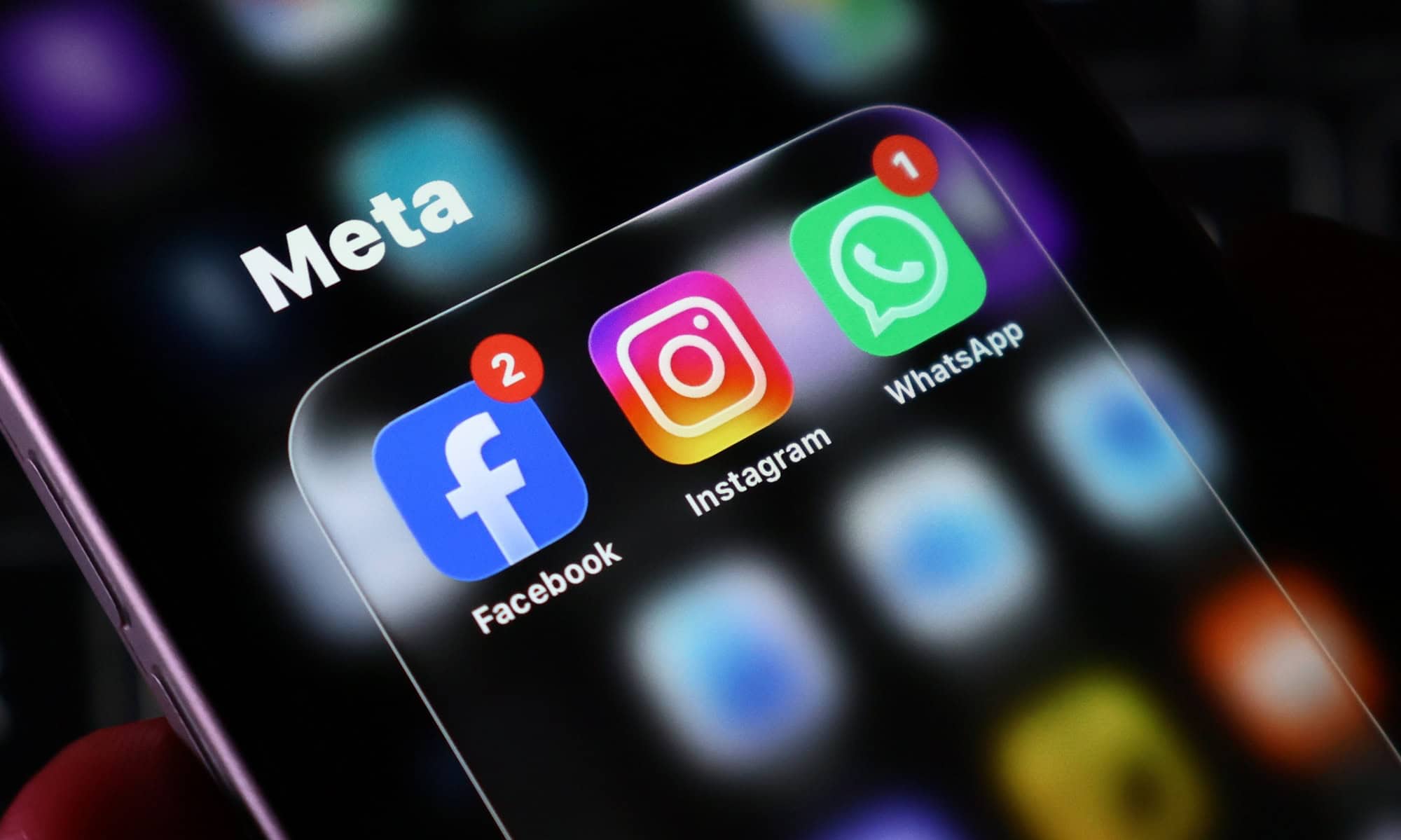 Instagram pago? Meta lança planos com links em posts e mais recursos de IA