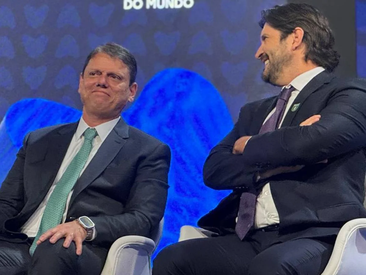 Justiça Eleitoral suspende propaganda de André do Prado com Tarcísio