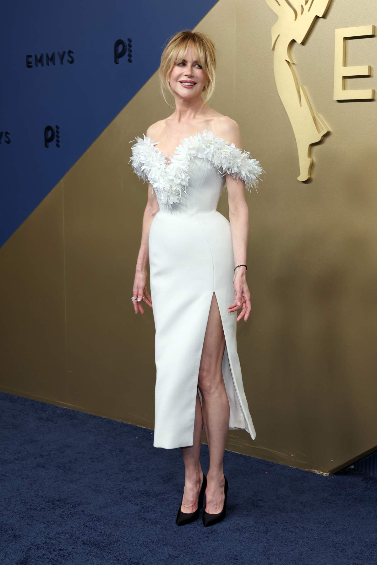 The best red carpet looks from the Emmy Awards 2026 - image
