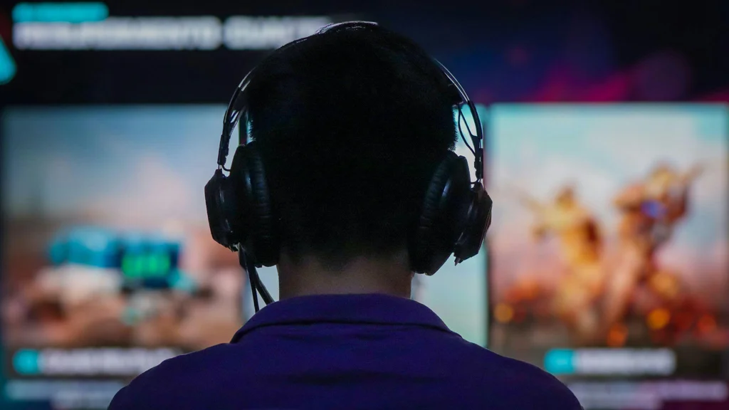 A nova batalha dos games é fazer o jogador querer ficar