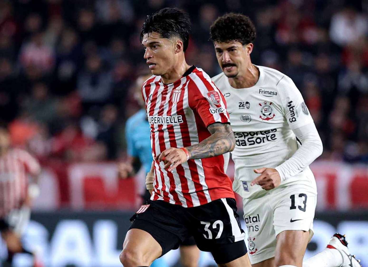 No jogo de ida, Corinthians arrancou empate com um jogador a menos &ndash;