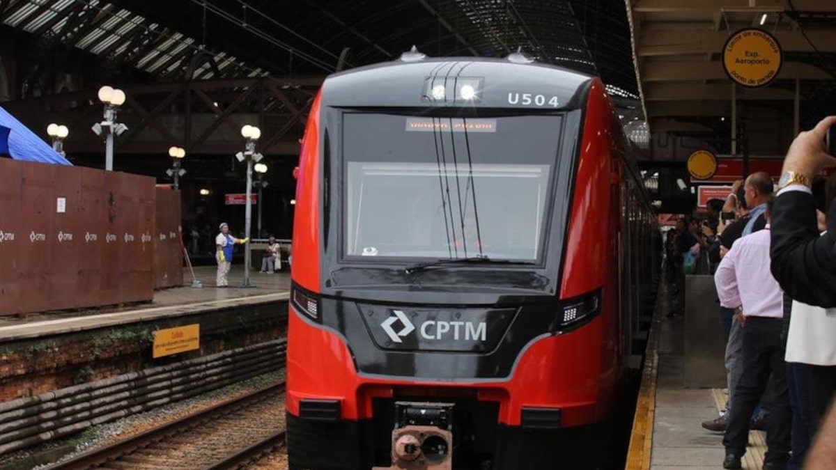Incêndio em subestação afeta linhas da CPTM e chuva causa interdição em estradas de SP