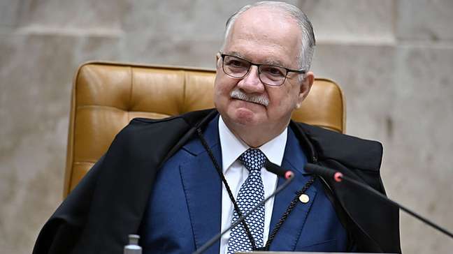 Julgamento sobre mensagens de Vorcaro a Moraes representa 'termômetro decisivo sobre estabilidade do STF', avaliam especialistas