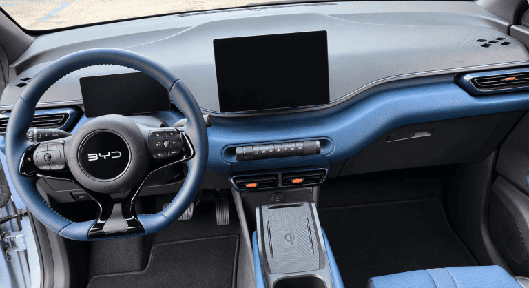 BYD Dolphin Mini: o elétrico mais vendido do Brasil dá conta de uma cidade como SP?