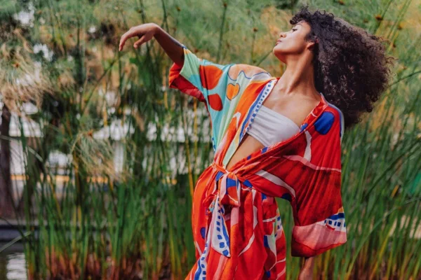 Meu Kimô prepara intervenção artística para desfile no Metrópoles Catwalk