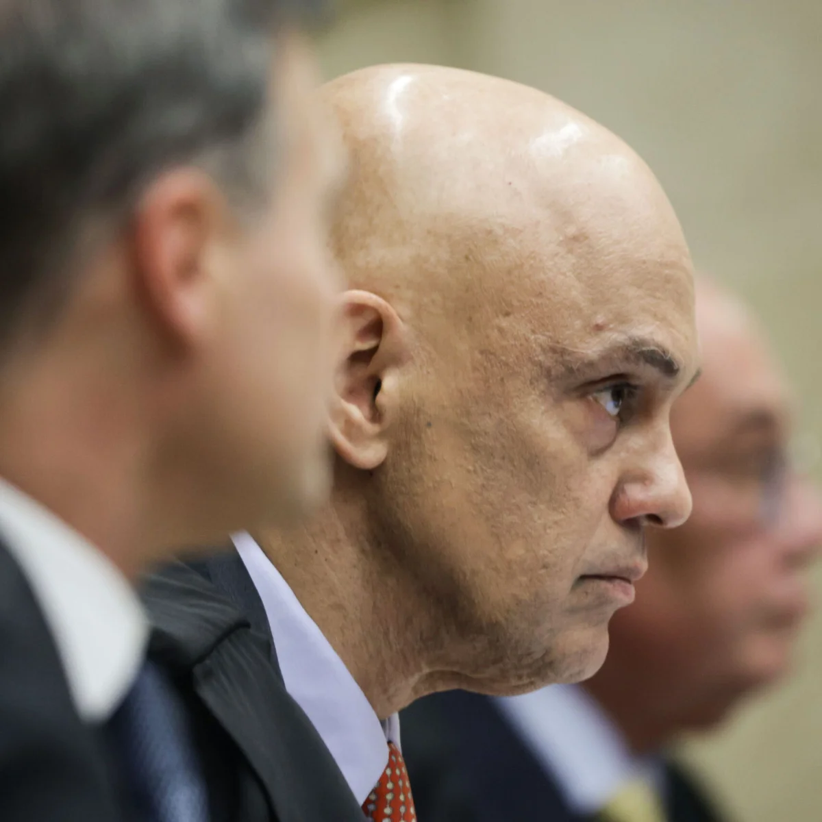 Moraes diz que “órgão estrangeiro” pode ter auxiliado em relatório da PF