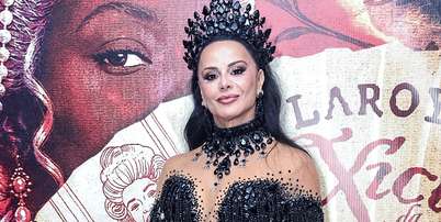 Viviane Araújo, Cintia Dicker e mais famosos em evento que definiu o samba-enredo 2027 do Salgueiro. Musas da escola também participaram do evento na quadra do Salgueiro, no Rio de Janeiro, na noite de sábado, 12. Foto: AgNews