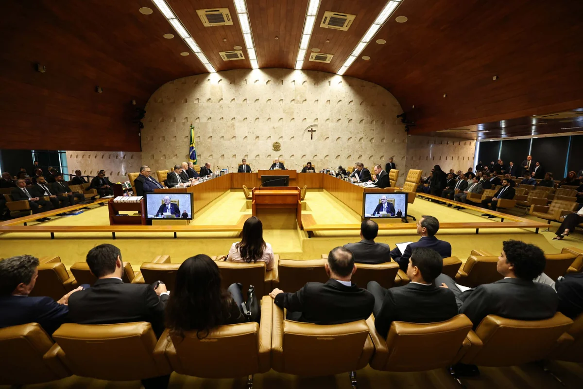 Bate-boca, recados e segurança de pé: os bastidores de dentro do STF