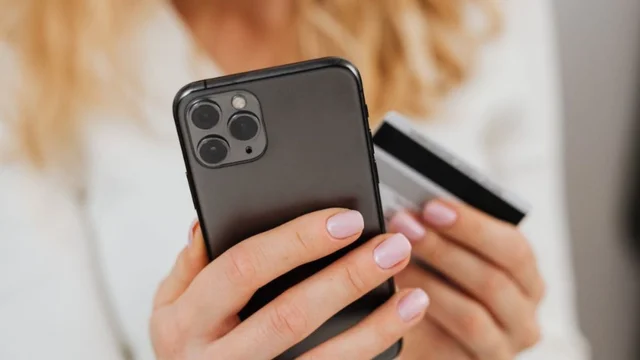 Brasileiros aceitam IA nas compras, mas querem manter controle, revela estudo