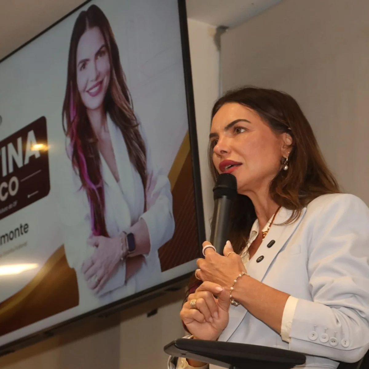 Paula Belmonte defende combate a invasões e ampliação de habitação popular