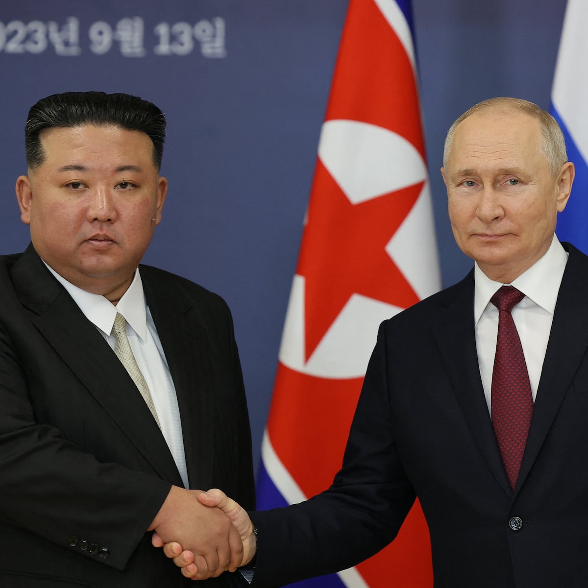 Kim Jong-un promete em uma carta seu "apoio inalterável" a Putin na guerra contra o Ucrânia