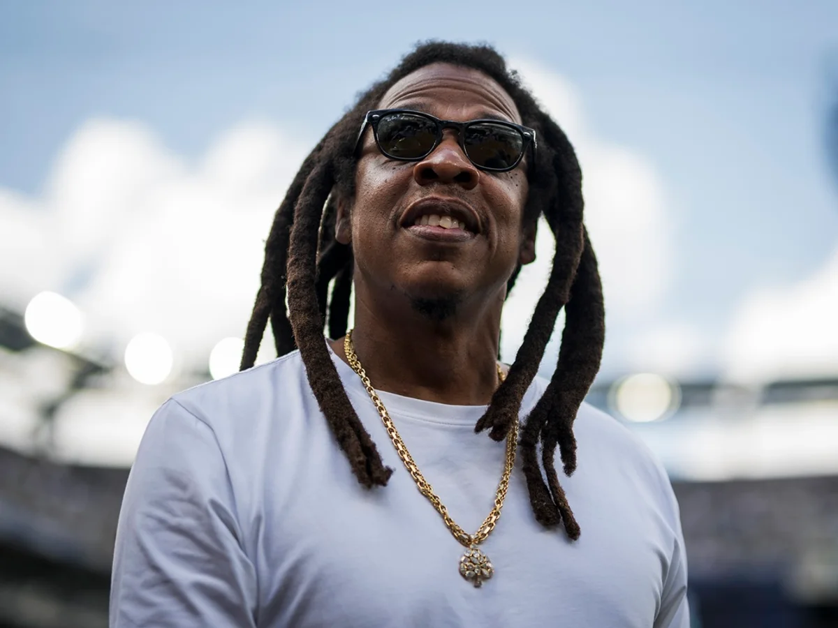 Mulher volta atrás em acusação de estupro contra Jay-Z: “Nunca conheci”