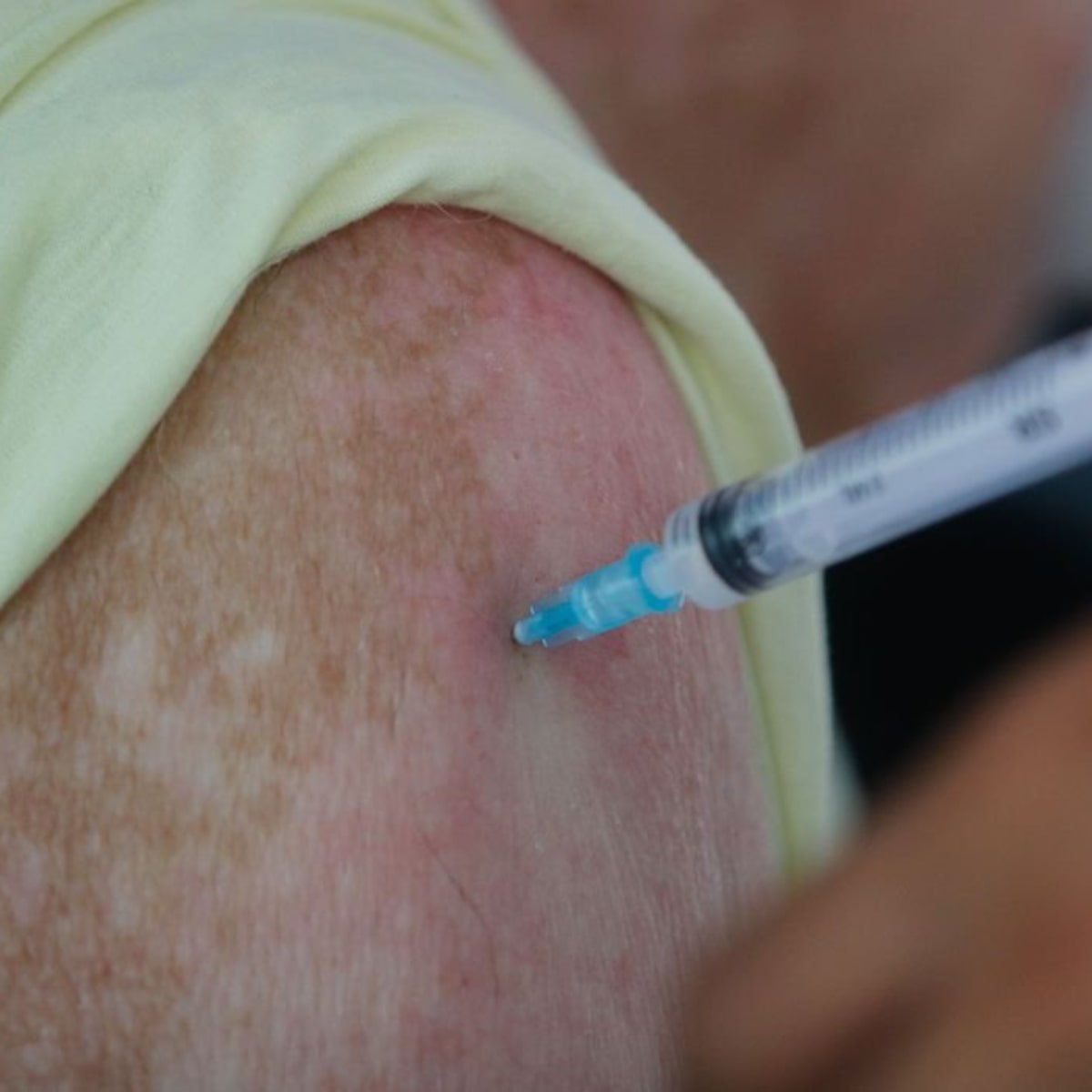 Vacina pneumocócica: conheça o imunizante liberado para idosos com 85 anos ou mais