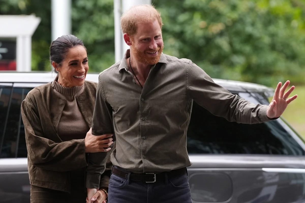 Harry e Meghan rejeitam título de “cidadãos comuns” e optam por novo status