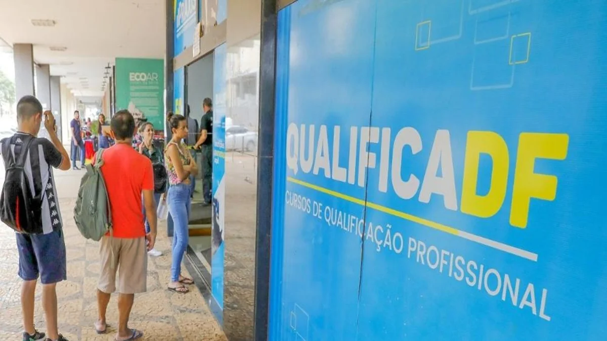 Qualifica-DF tem 10 mil vagas abertas em mais de 30 cursos. Veja lista