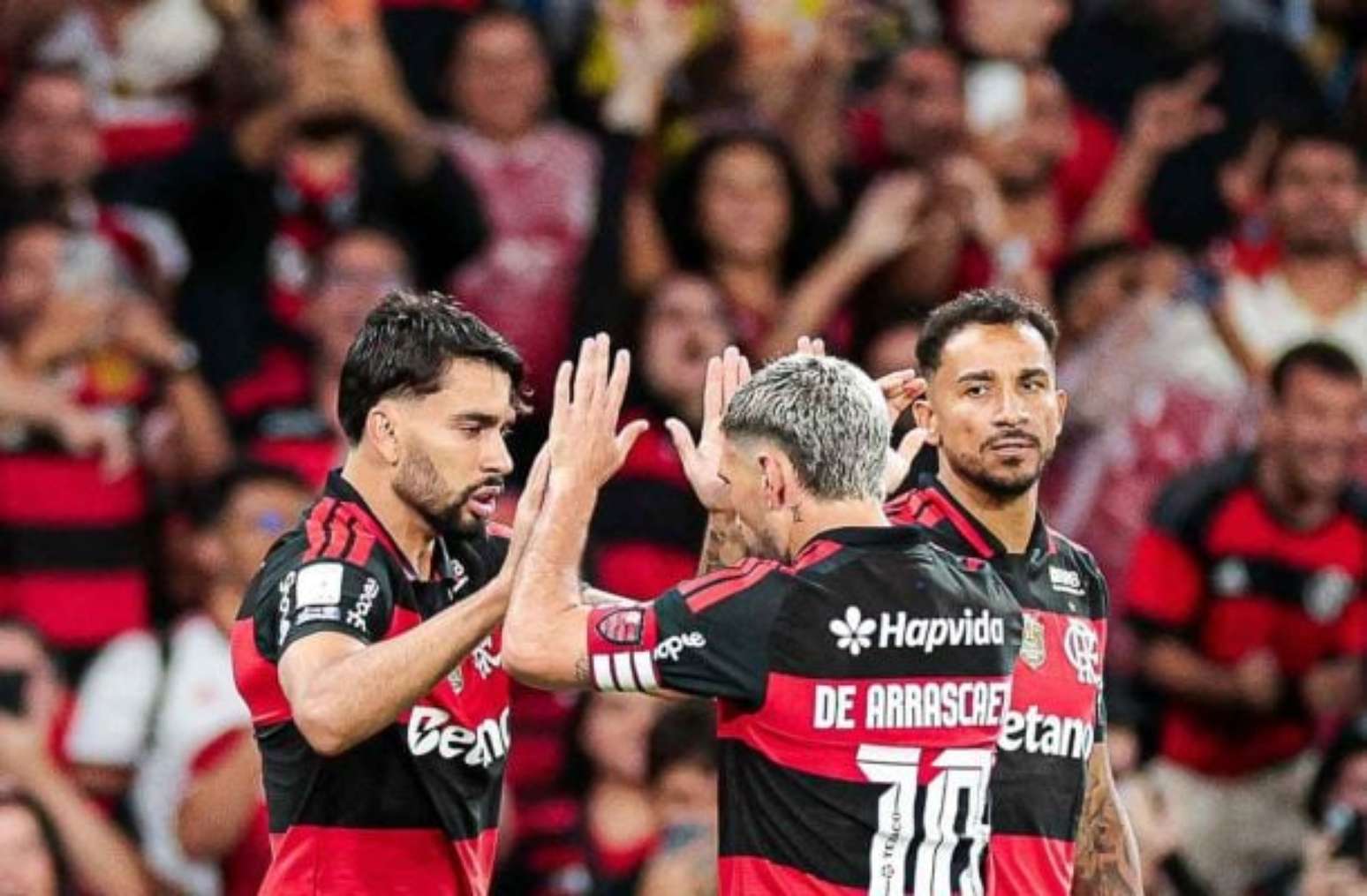 Flamengo segue na lideran&ccedil;a do Brasileir&atilde;o &ndash;