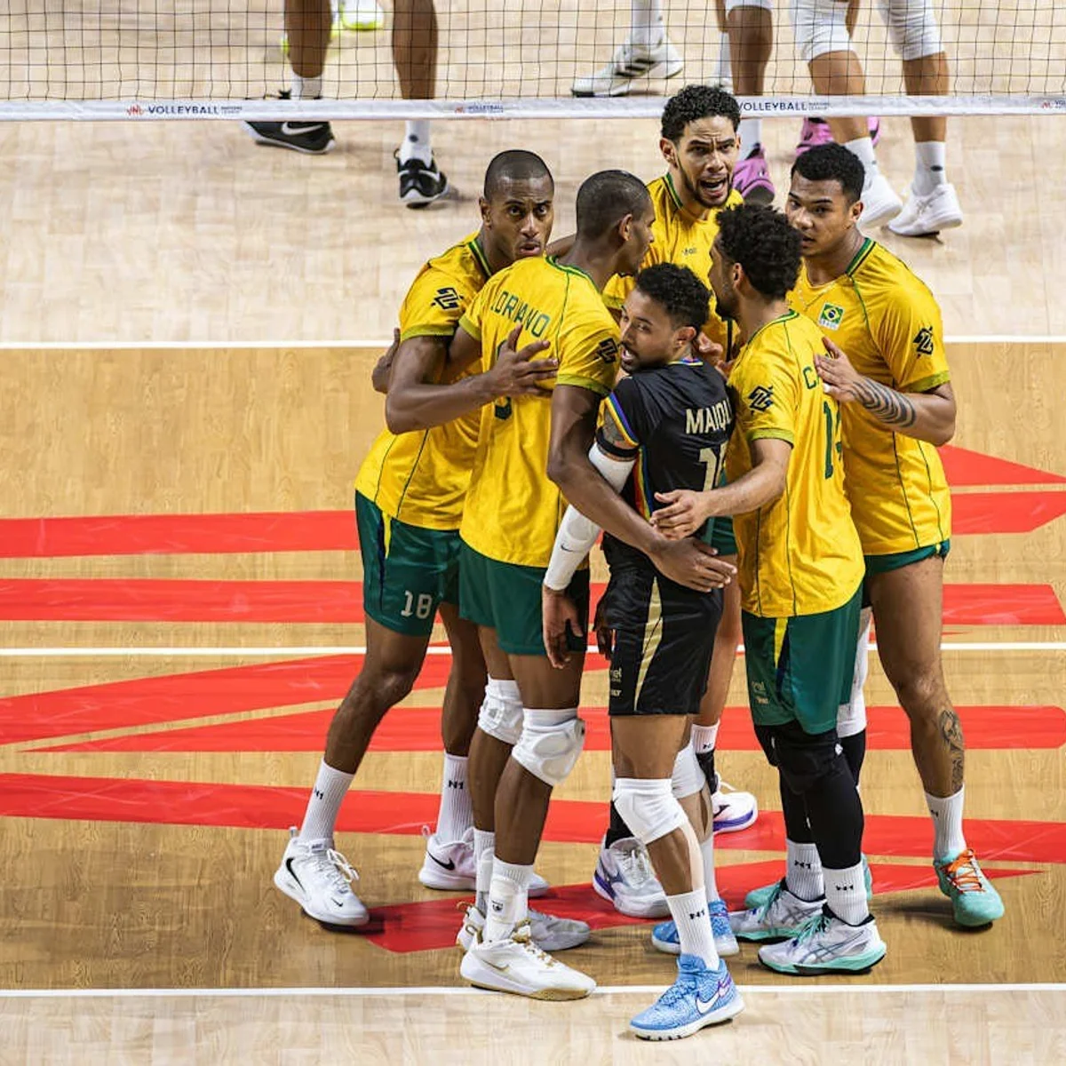 Bernardinho anuncia convocados do Brasil para o Sul-Americano de Vôlei