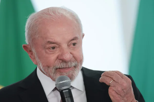 Lula vai procurar Fachin para discutir saída para crise após sessão do STF - destaque galeria