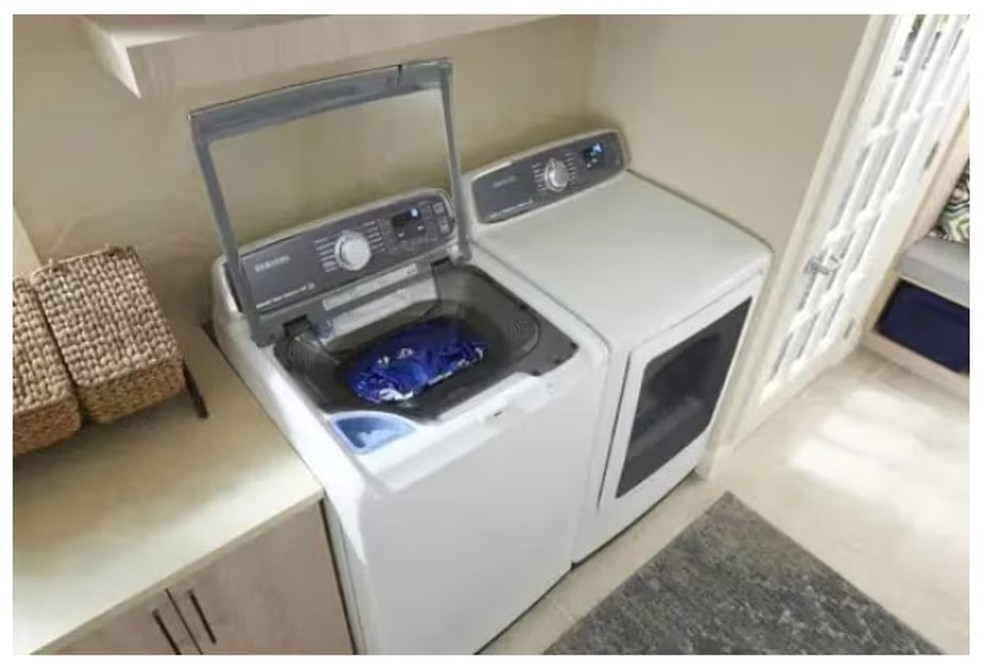 Máquina de lavar com abertura frontal ou superior? Veja modelo ideal para você