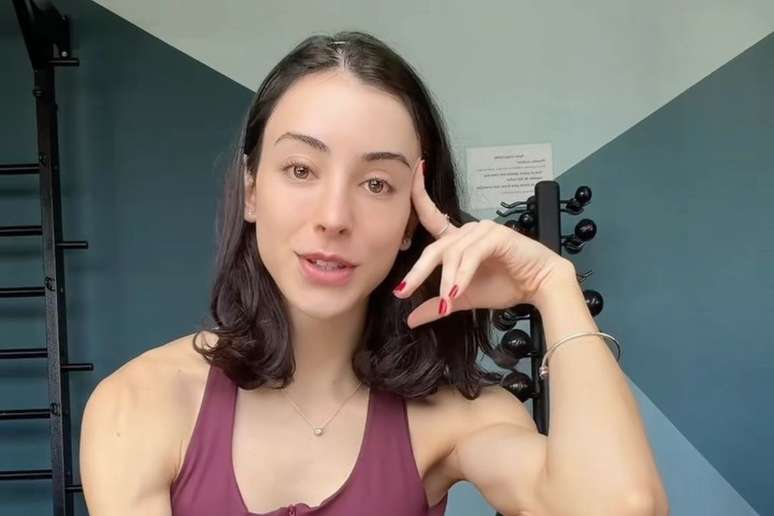 Bella Longuinho revela que rotina fitness ficou 'restrita' após cirurgia de transição: 'Não posso mais'