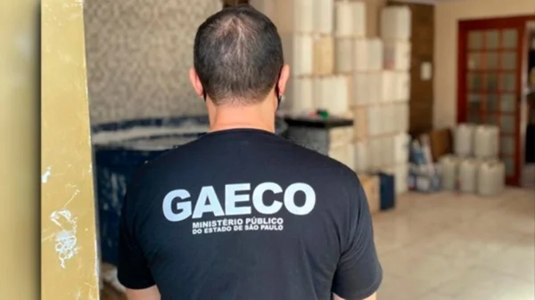 Vereador e PM são alvo de operação por tráfico e lavagem de dinheiro