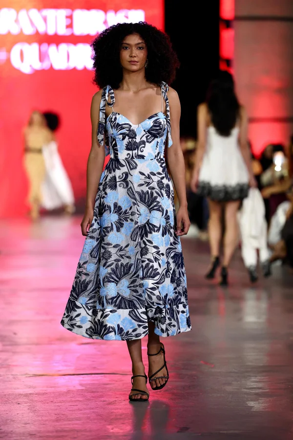 Louback, Naked e Amarante Brasil fecham 2º dia de Metrópoles Catwalk - destaque galeria