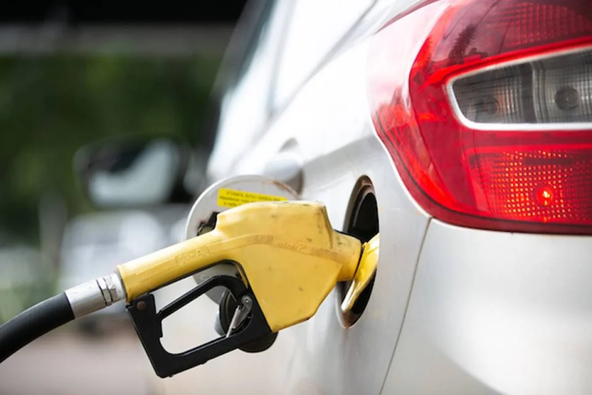 Governo amplia desoneração da gasolina para R$ 0,63 por litro