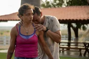 Dinorah (Alice Carvalho) e Ubaldo (Allan Souza Lima) em Cangaço Novo