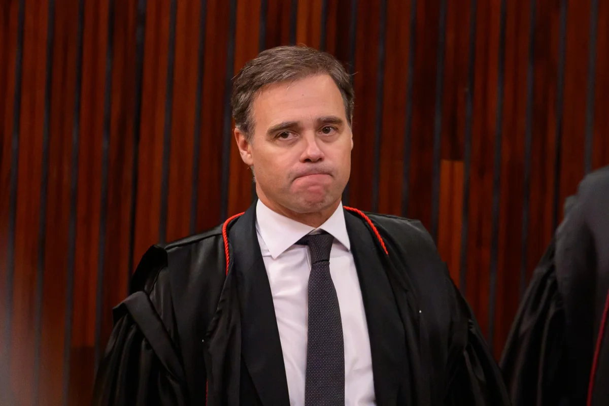 Mendonça justifica pedido atípico em relatório sobre Moraes: "Cautela"