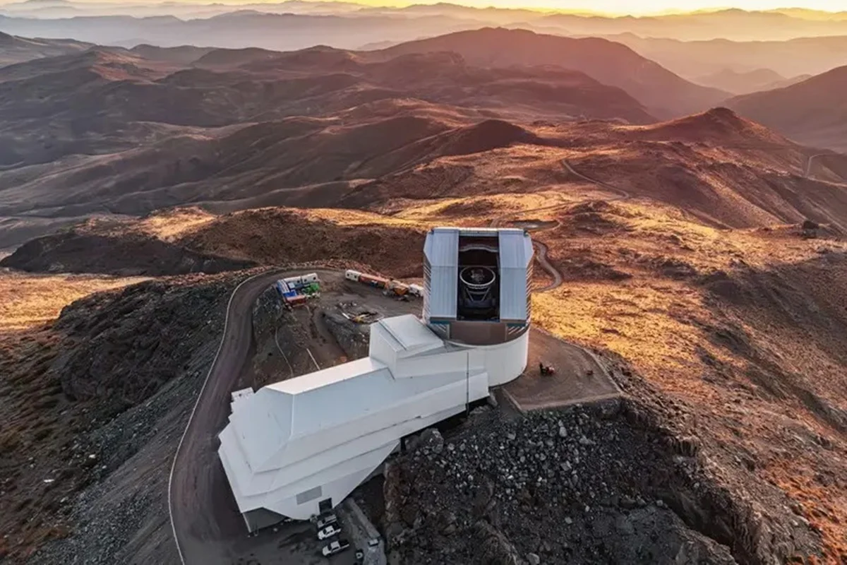 Imagem colorida do Observatório Vera Rubin - Metrópoles