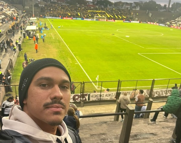 Além de Boca e River: veja como é um jogo de futebol raiz na casa do Platense, adversário do Fluminense na Libertadores