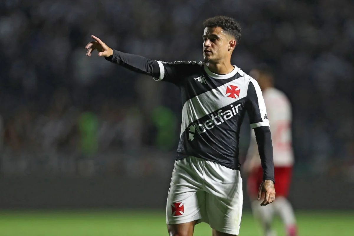 Imagem colorida de Coutinho, jogador do Vasco- Metrópoles