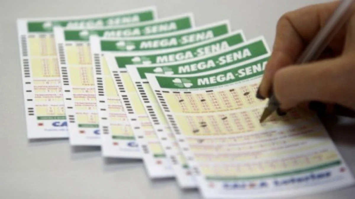 Imagem colorida de aposta na mega-sena - Metrópoles
