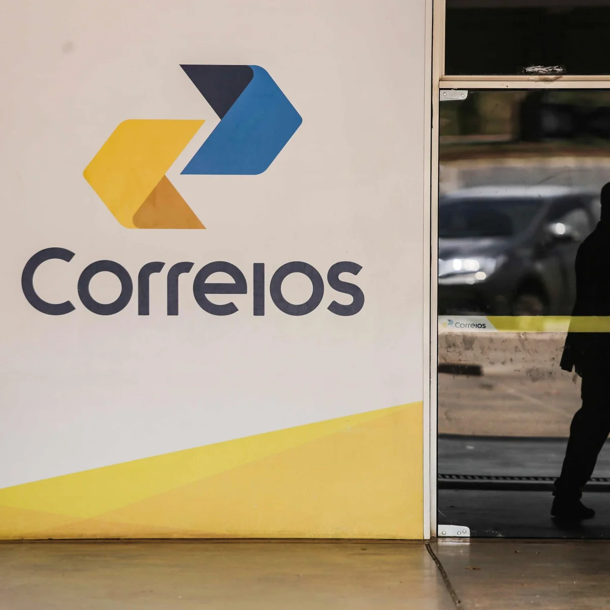 TST determina que Correios mantenham 80% do efetivo durante greve