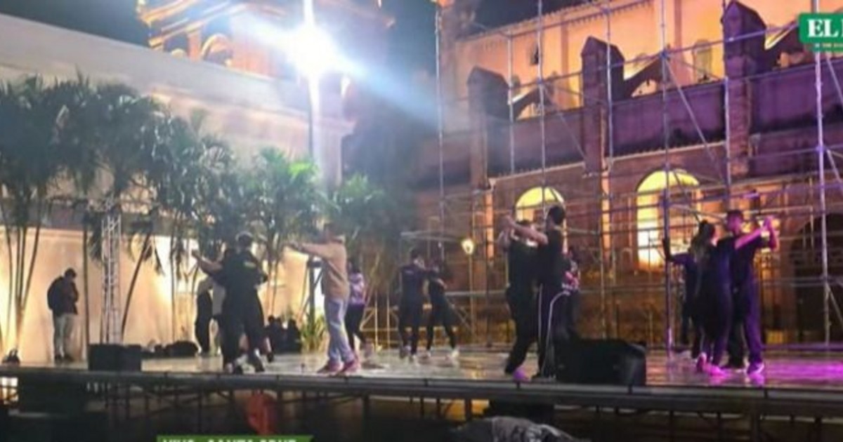 Os Tremendazos realizam o último ensaio antes de apresentar a rainha do Carnaval de 2027