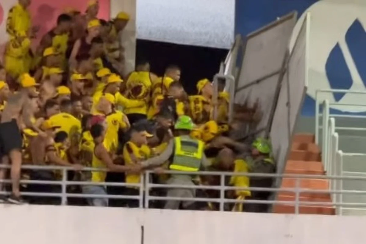 Torcida do Sport entra em confusão com a polícia após derrota na Série B